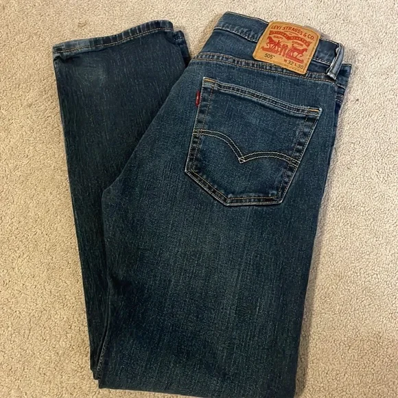 Men’s 505 Levi’s - Picture 3 of 3
